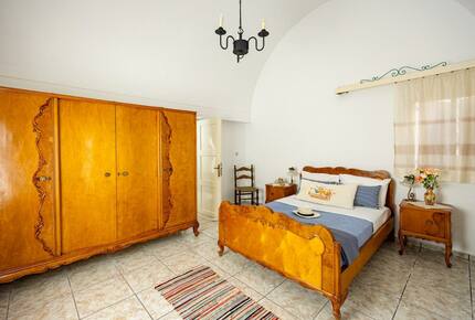 Amoni House – Authentic Village Stay in Santorini - Pyrgos Kallistis, Santorini, Greece