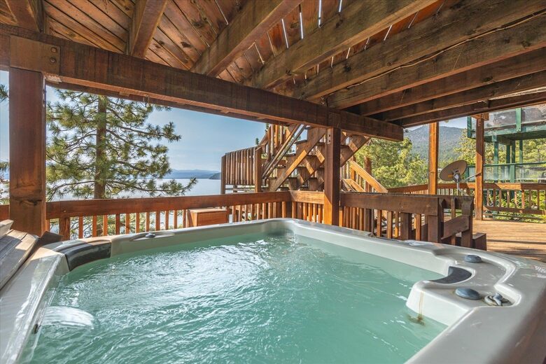 Hot tub