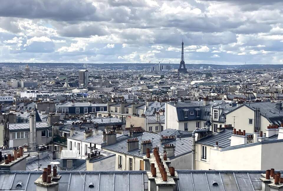 Apartment In Montmartre - Paris, France