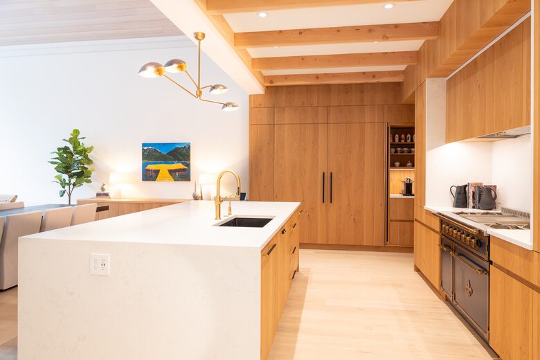 Stoked Ski Haus Luxe | Near Whistler Village! - Whistler, Canada