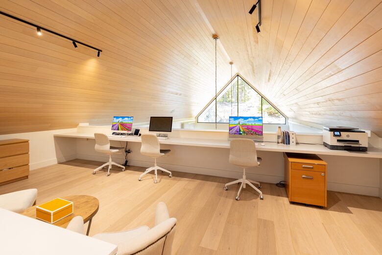 Stoked Ski Haus Luxe | Near Whistler Village! - Whistler, Canada