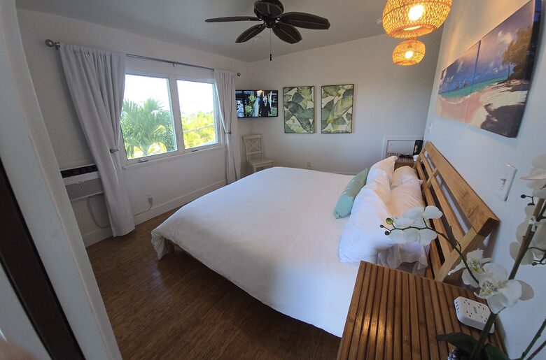 J'Ohana Guest House in Lanikai - Kailua, Hawaii