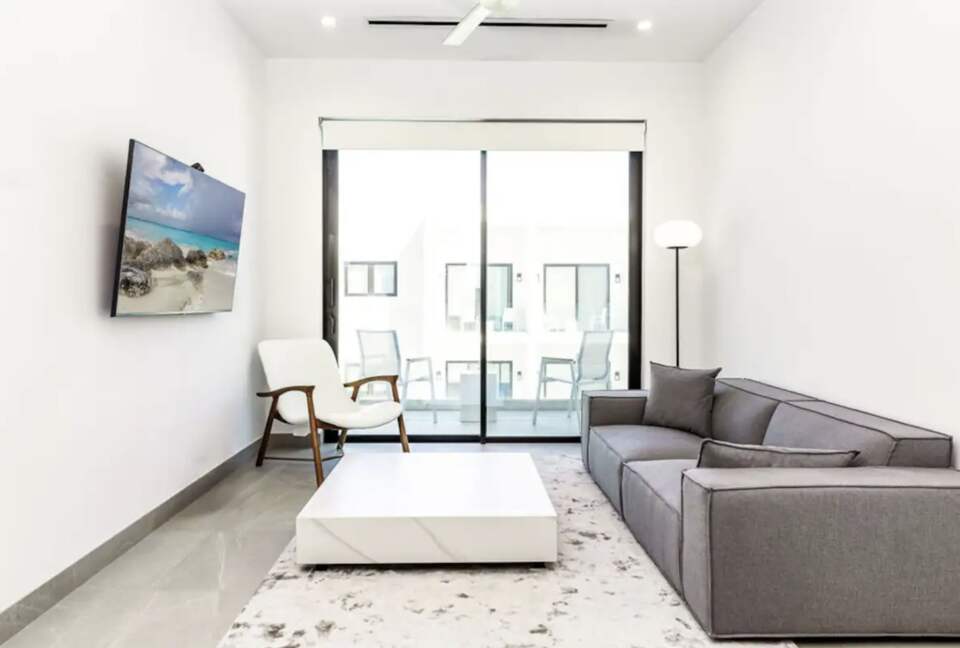 Grace Bay Modern Luxury Condo - Providenciales, Turks and Caicos Islands