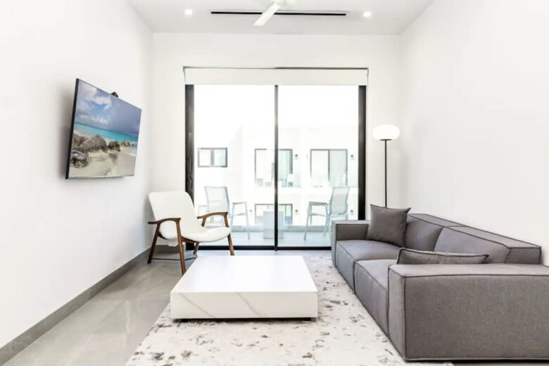 Grace Bay Modern Luxury Condo - Providenciales, Turks and Caicos Islands