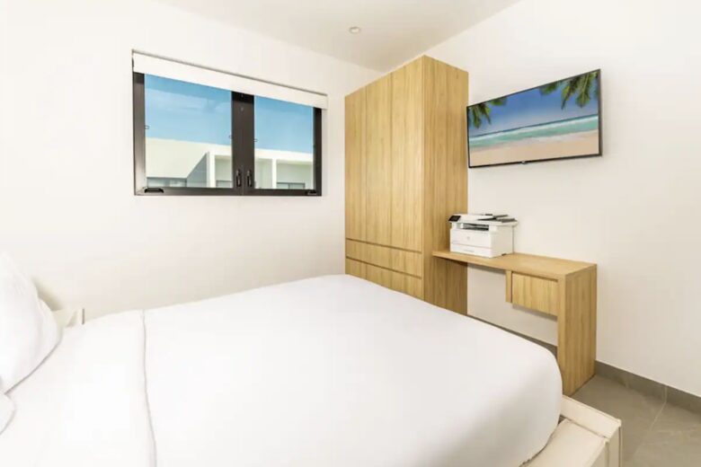 Grace Bay Modern Luxury Condo - Providenciales, Turks and Caicos Islands