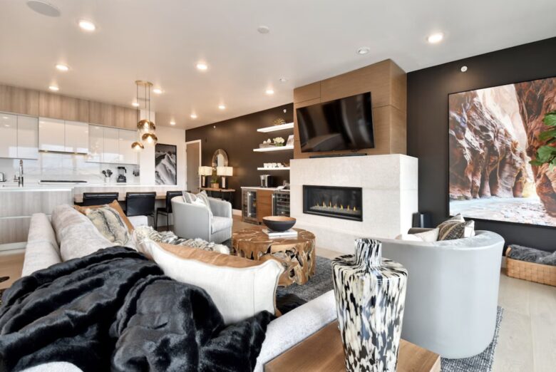 Premier Ski-In/Ski-Out Apex Townhome with Private Hot Tub - Park City, Utah
