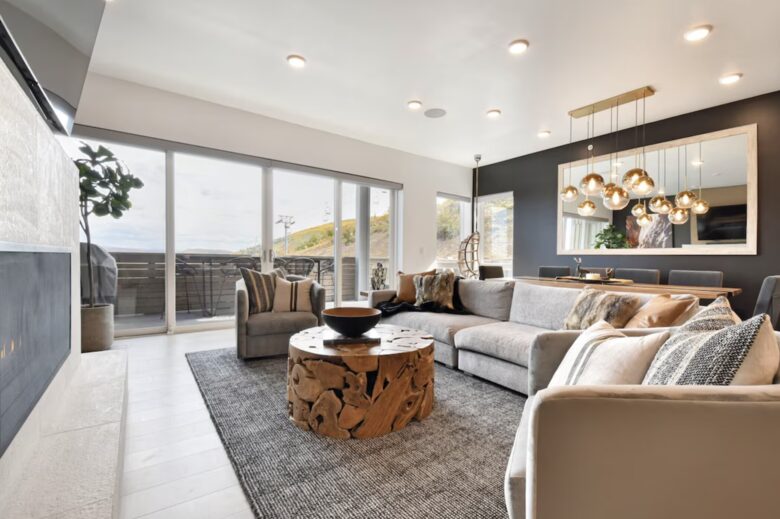 Premier Ski-In/Ski-Out Apex Townhome with Private Hot Tub - Park City, Utah