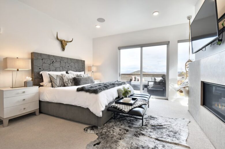 Premier Ski-In/Ski-Out Apex Townhome with Private Hot Tub - Park City, Utah