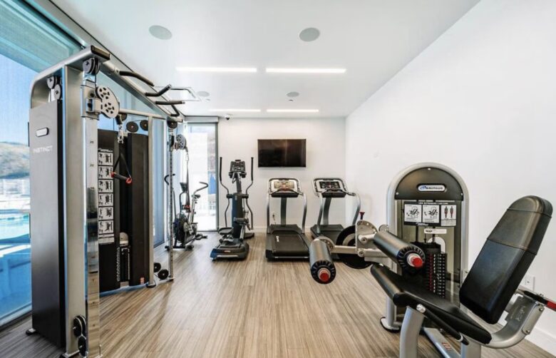 Premier Ski-In/Ski-Out Apex Townhome with Private Hot Tub - Park City, Utah