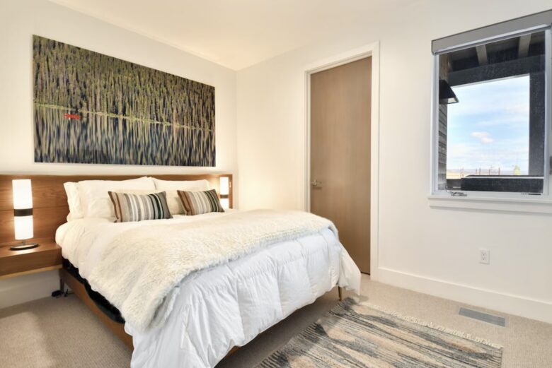 Premier Ski-In/Ski-Out Apex Townhome with Private Hot Tub - Park City, Utah