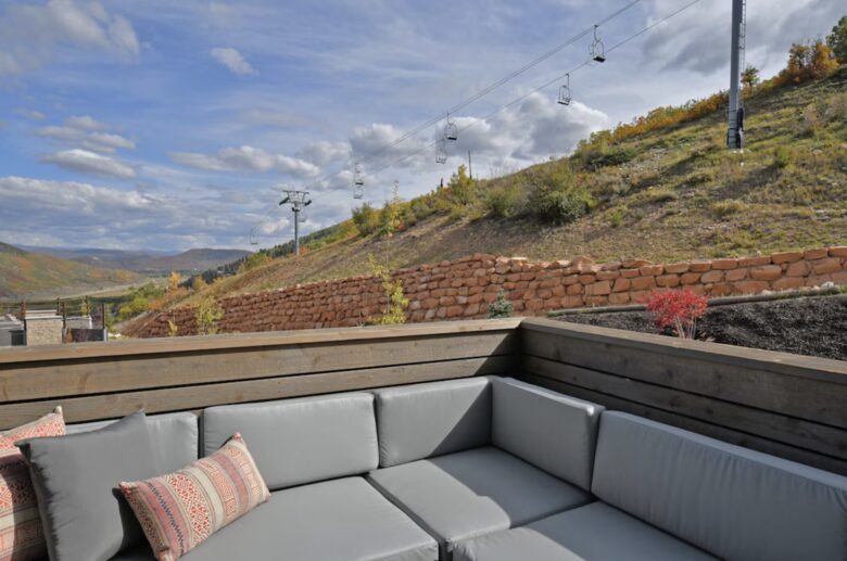 Premier Ski-In/Ski-Out Apex Townhome with Private Hot Tub - Park City, Utah