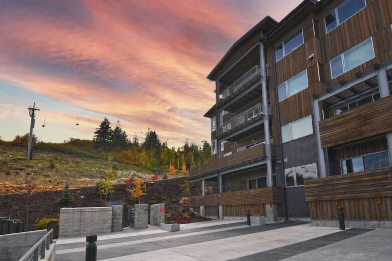 Premier Ski-In/Ski-Out Apex Townhome with Private Hot Tub - Park City, Utah
