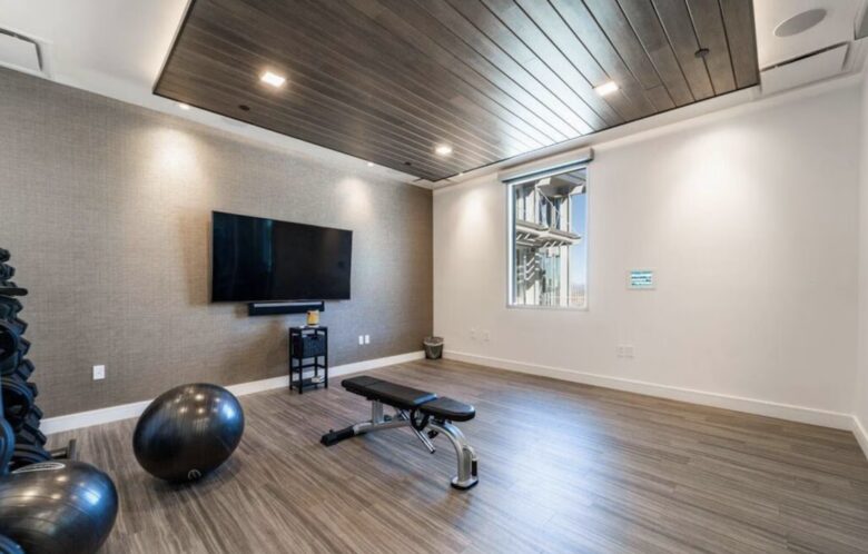 Premier Ski-In/Ski-Out Apex Townhome with Private Hot Tub - Park City, Utah
