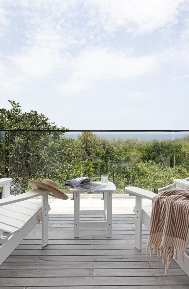 Castaways Beach House | Noosa Beachfront with Pool & Tennis - Castaways Beach, Australia