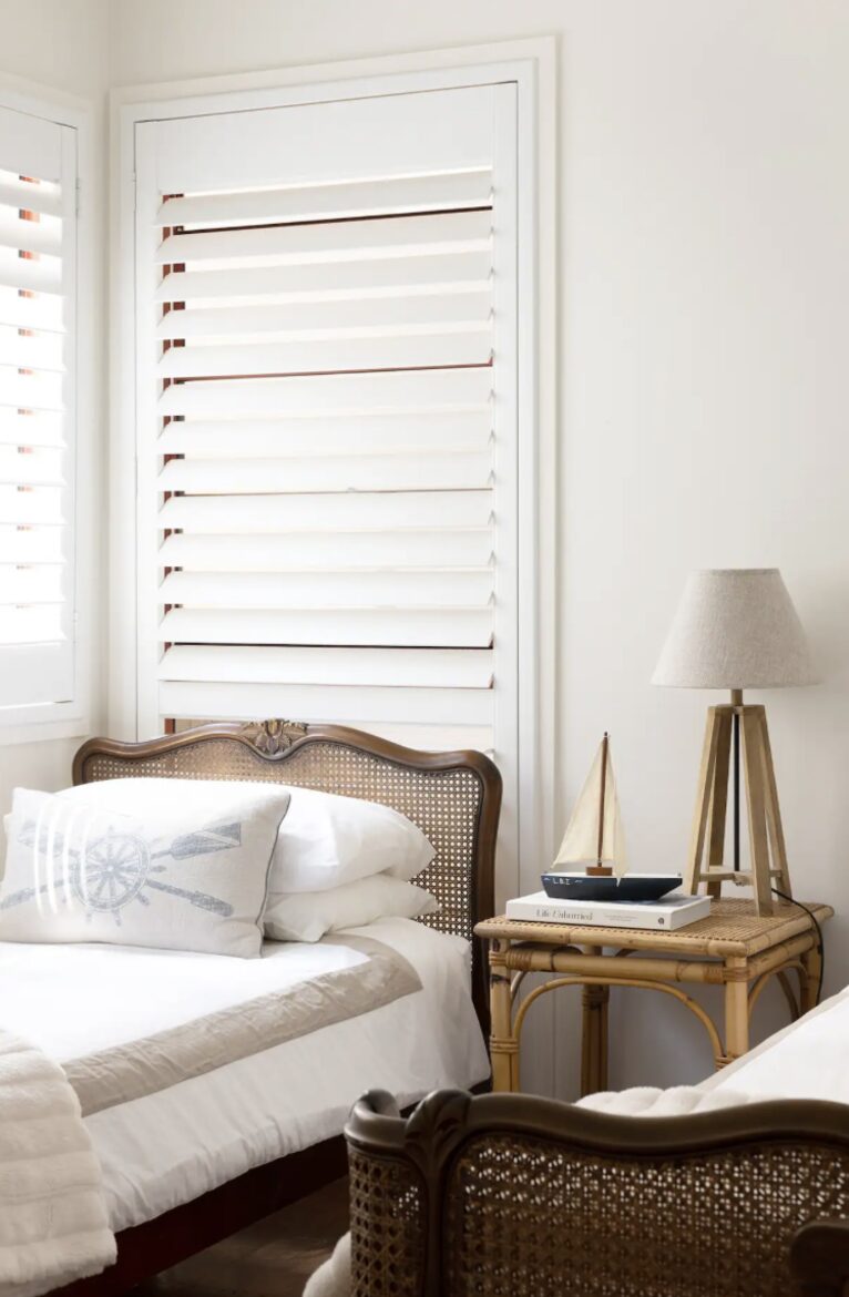 Castaways Beach House | Noosa Beachfront with Pool & Tennis - Castaways Beach, Australia