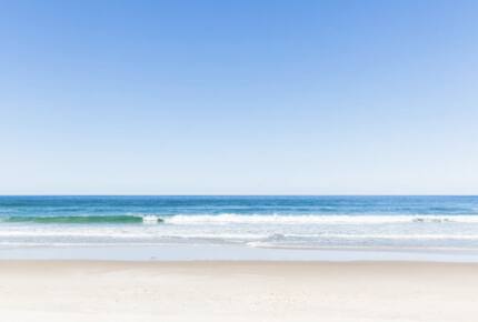 Castaways Beach House | Noosa Beachfront with Pool & Tennis - Castaways Beach, Australia