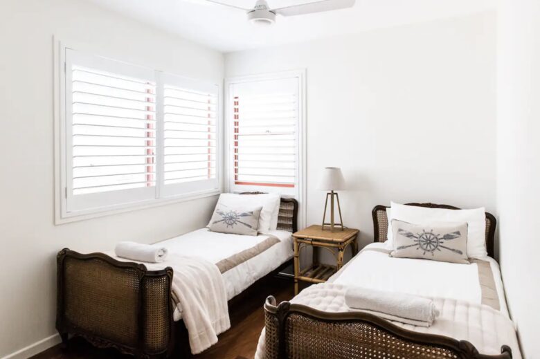 Castaways Beach House | Noosa Beachfront with Pool & Tennis - Castaways Beach, Australia