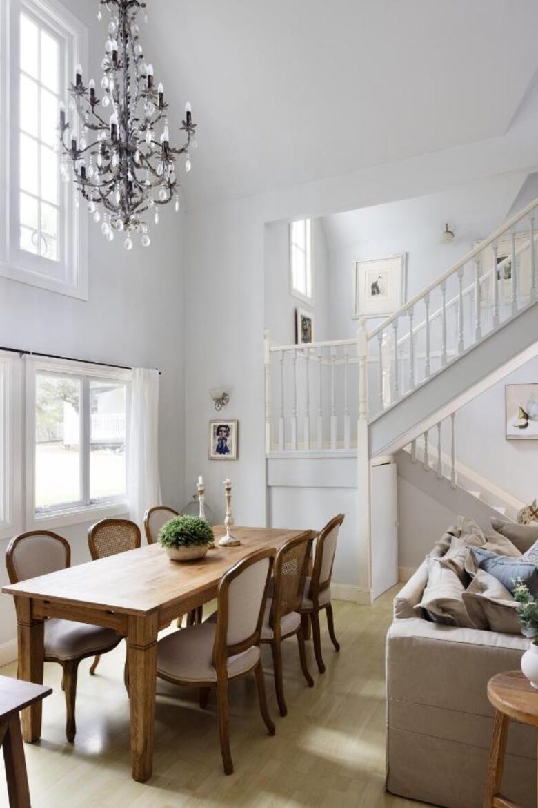 The Witta Chapel | Luxury Country Cottage Escape for 6 - Witta, Australia