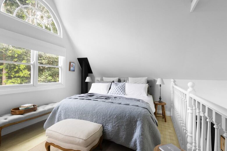 The Witta Chapel | Luxury Country Cottage Escape for 6 - Witta, Australia