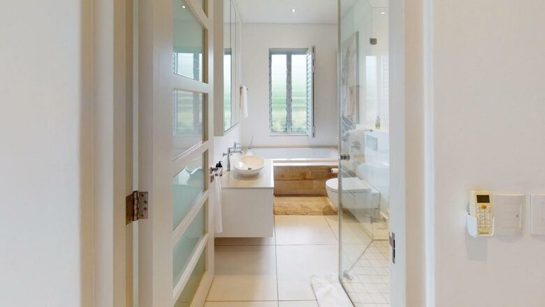 Stamford On Sea - Ornus District, Hermanus, South Africa
