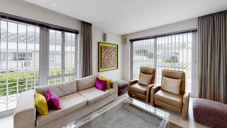 Stamford On Sea - Ornus District, Hermanus, South Africa