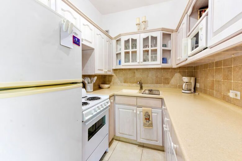 Golden View | Tropical Garden Condo With Pool In Saint James - Sunset Crest, Holetown, Barbados