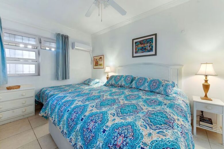 Golden View | Tropical Garden Condo With Pool In Saint James - Sunset Crest, Holetown, Barbados