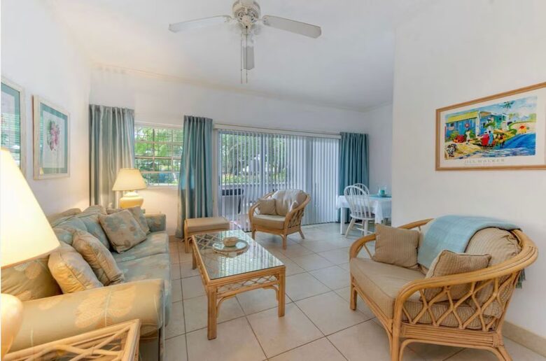 Golden View | Tropical Garden Condo With Pool In Saint James - Sunset Crest, Holetown, Barbados