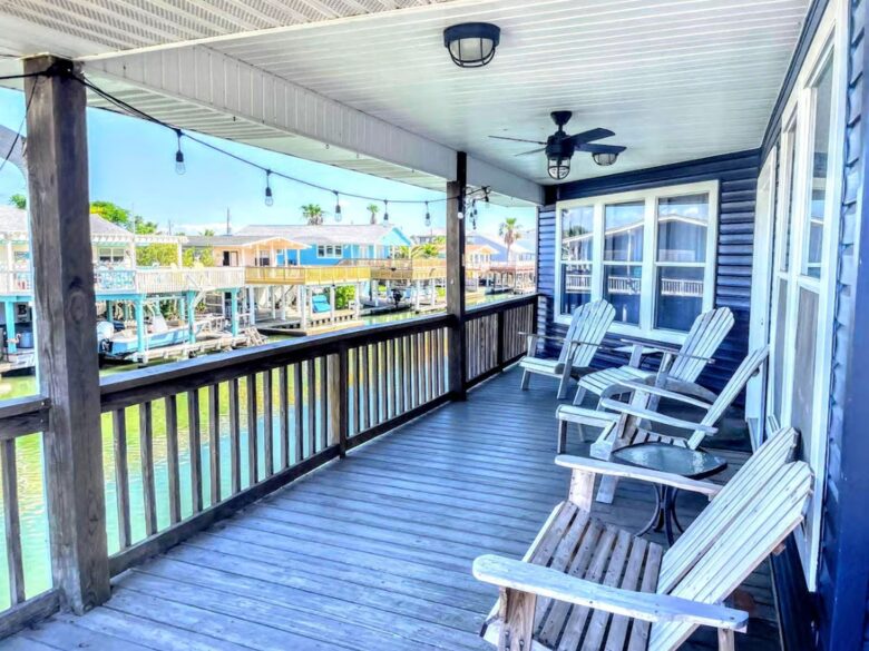 Corner Cove Hideaway - Jamaica Beach, Texas