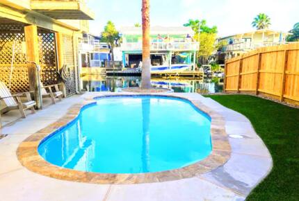 Corner Cove Hideaway - Jamaica Beach, Texas