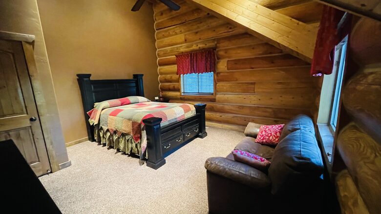 Big Bear Lodge: Spacious Escape in Tollgate Canyon near Park City - Coalville, Utah