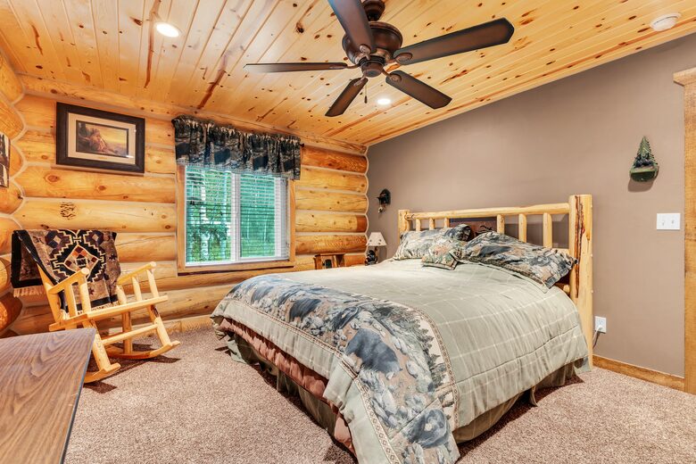 Big Bear Lodge: Spacious Escape in Tollgate Canyon near Park City - Coalville, Utah