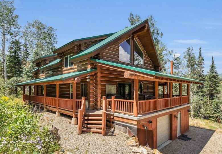 Big Bear Lodge: Spacious Escape in Tollgate Canyon near Park City - Coalville, Utah