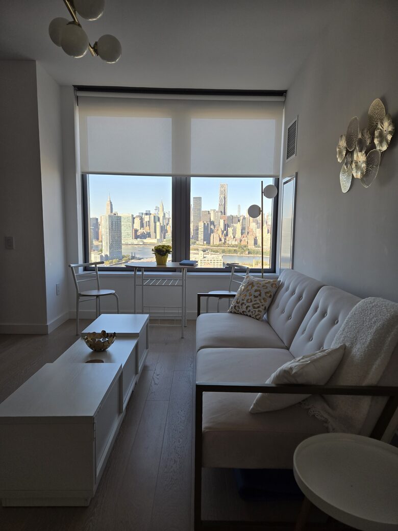 Stunning One-Bedroom with Unobstructed Manhattan Skyline Views - New York City, New York