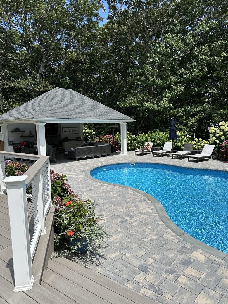 Pavillion features a gas fireplace, ice maker, refrigerator