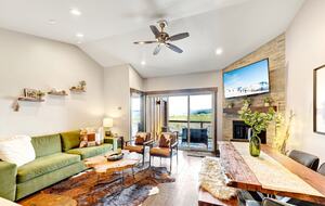 Herber City Hideaway | Beautiful views, Minutes to Park City Resorts, Hot Tub, and more! - Heber City, Utah
