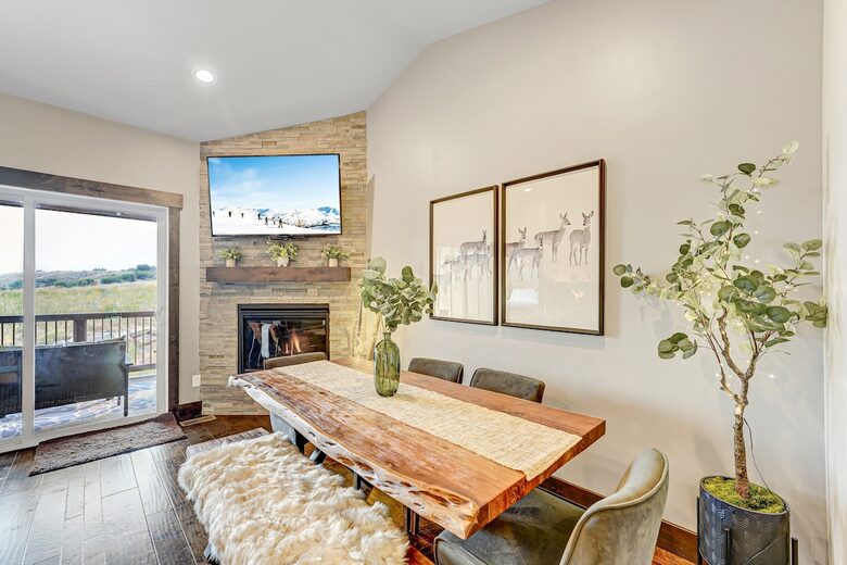 Herber City Hideaway | Beautiful views, Minutes to Park City Resorts, Hot Tub, and more! - Heber City, Utah