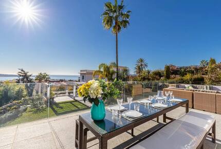 Villa Paradiso - Cannes, France