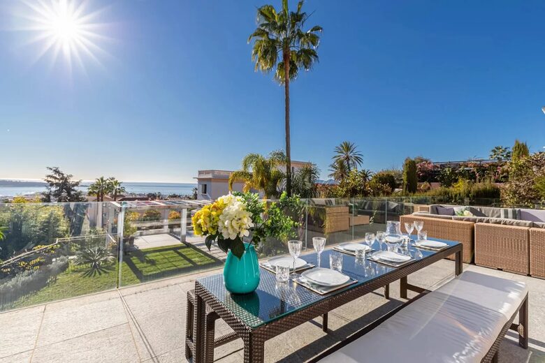 Villa Paradiso - Cannes, France