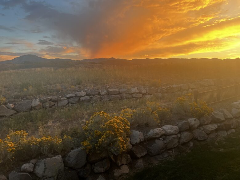 Herber City Hideaway | Beautiful views, Minutes to Park City Resorts, Hot Tub, and more! - Heber City, Utah