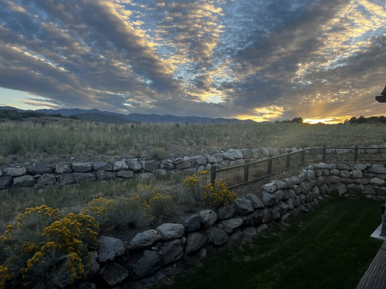 Herber City Hideaway | Beautiful views, Minutes to Park City Resorts, Hot Tub, and more! - Heber City, Utah