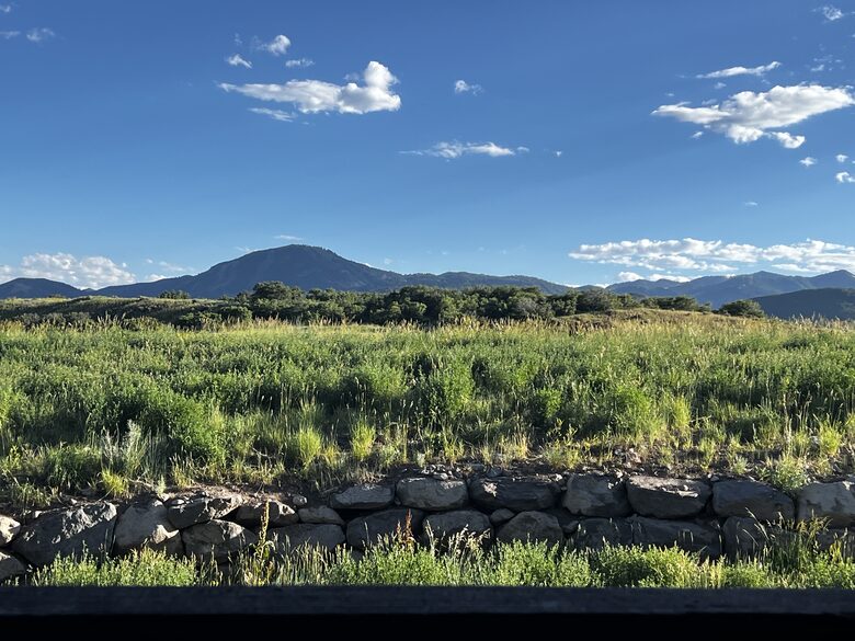 Herber City Hideaway | Beautiful views, Minutes to Park City Resorts, Hot Tub, and more! - Heber City, Utah