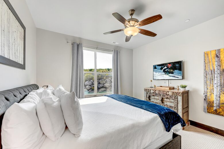 Herber City Hideaway | Beautiful views, Minutes to Park City Resorts, Hot Tub, and more! - Heber City, Utah