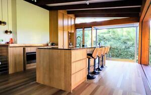 Bush Retreat - Burringbar, Australia