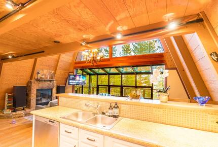 Tranquil Tahoe Getaway with View - Incline Village, Nevada