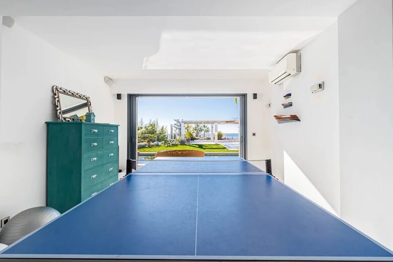 Villa Paradiso - Cannes, France