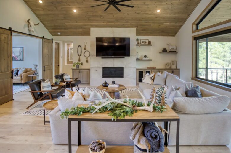 Modern Mountain Escape: Hackberry Hideaway in Show Low - Show Low, Arizona
