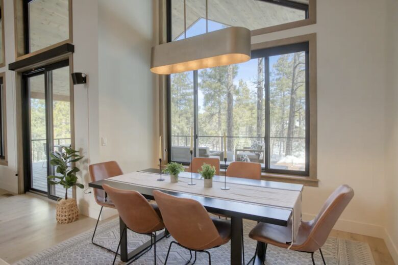 Modern Mountain Escape: Hackberry Hideaway in Show Low - Show Low, Arizona