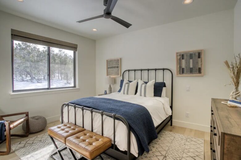 Modern Mountain Escape: Hackberry Hideaway in Show Low - Show Low, Arizona