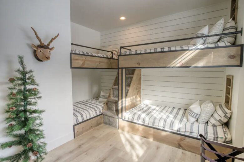 Modern Mountain Escape: Hackberry Hideaway in Show Low - Show Low, Arizona